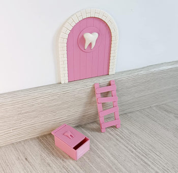 Myfuturshop® Puerta infantil para dejar dientes de leche al Ratoncito Perez. Regalo Original para niño y niña. contiene Caja para los dientes, Escalera y 4 certificados de Diente Limpio. (Rosa)