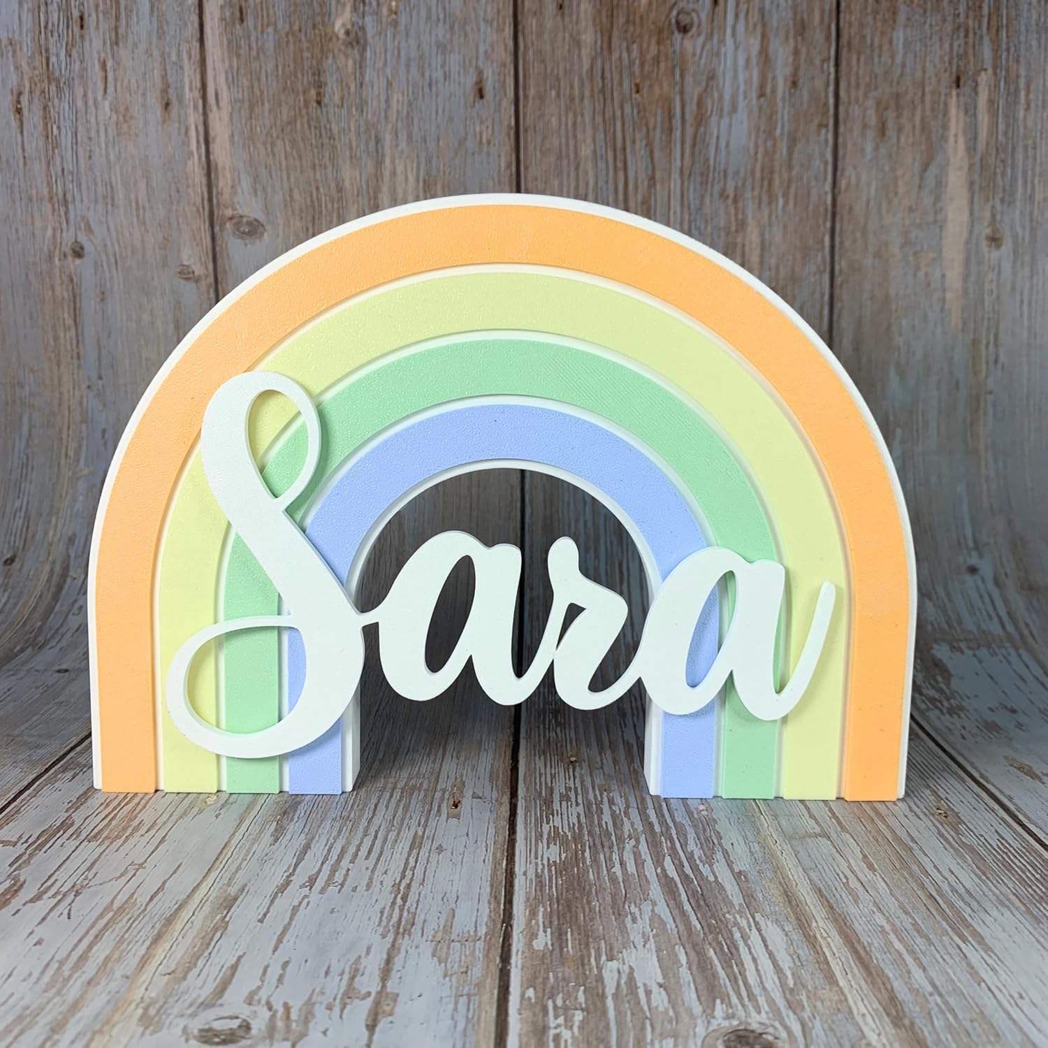 Arcoíris decorativo infantil personalizado con nombre | Regalo para recién nacidos, bautizo, baby shower, cumpleaños o mesa dulce | Estilo Montessori y nórdico | Para colgar o apoyar. (TONOS PASTEL)