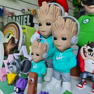 🌱🎧 Baby Groot Urbano – Música, estilo y mucha ternura en una sola figura